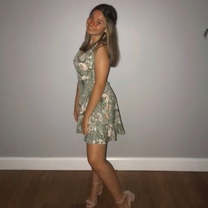 Meet your Posher, Mirna